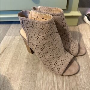 Lauren Conrad Shoes with Heels. Size 7. Tan color. Suede material